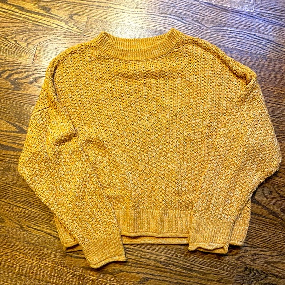Universal Thread Sweaters Universal Thread Mustard Yellow Sweater